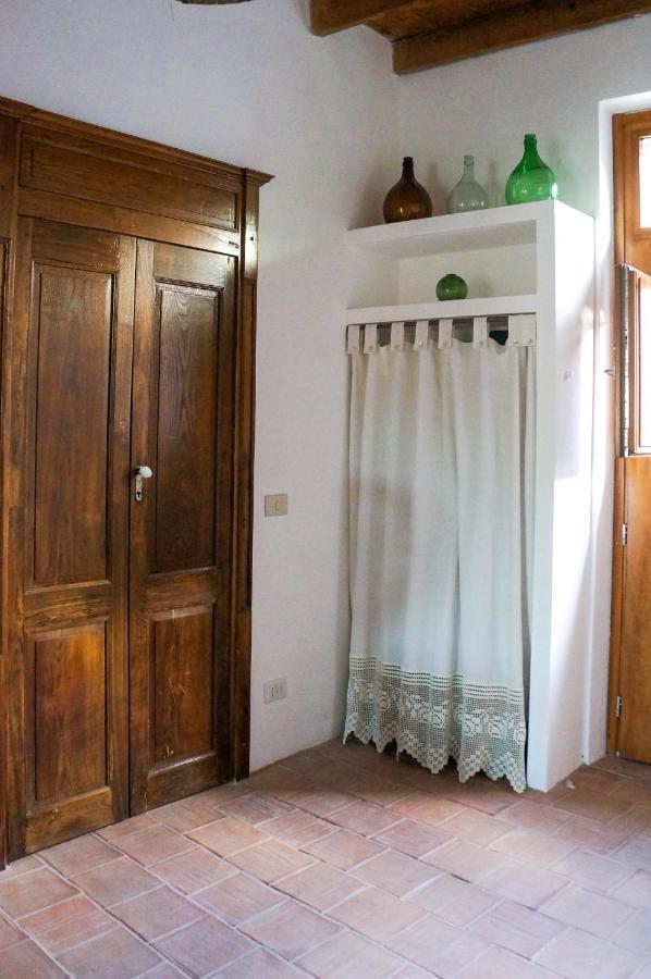 Beni Benius - Typical Restored House In Nurachi エクステリア 写真